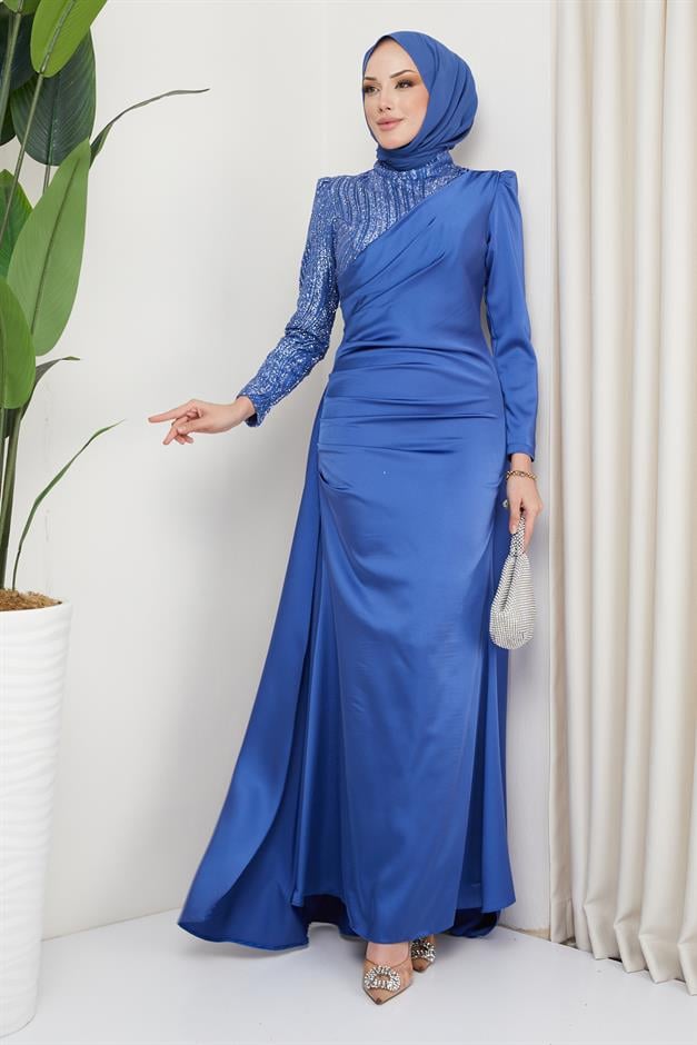 فستان سهرة من التول والساتان المزين بالترتر مع تفاصيل كشكشة أمامية إنديجو 1662