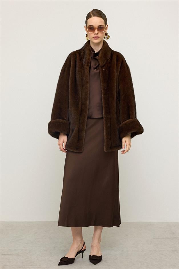 جاكيت طويل حصري بمظهر الفرو كبير الحجم القهوة السوداء 1007