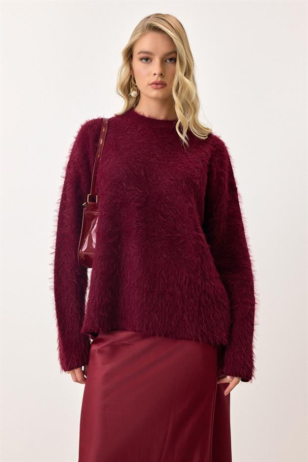 Oversize Fluffy Soft Sweater CLARET RED 8270