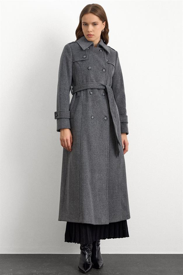 معطف طويل مزدوج الصدر مع تفاصيل الرأس رمادي غامق 3087