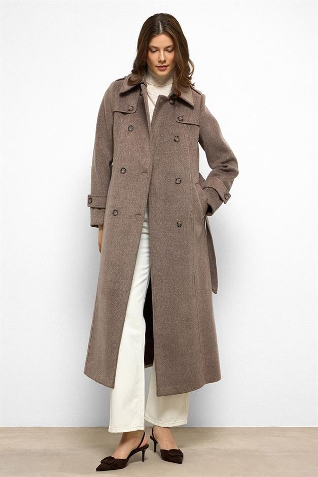 معطف طويل مزدوج الصدر مع تفاصيل الرأس لاتيه 3087