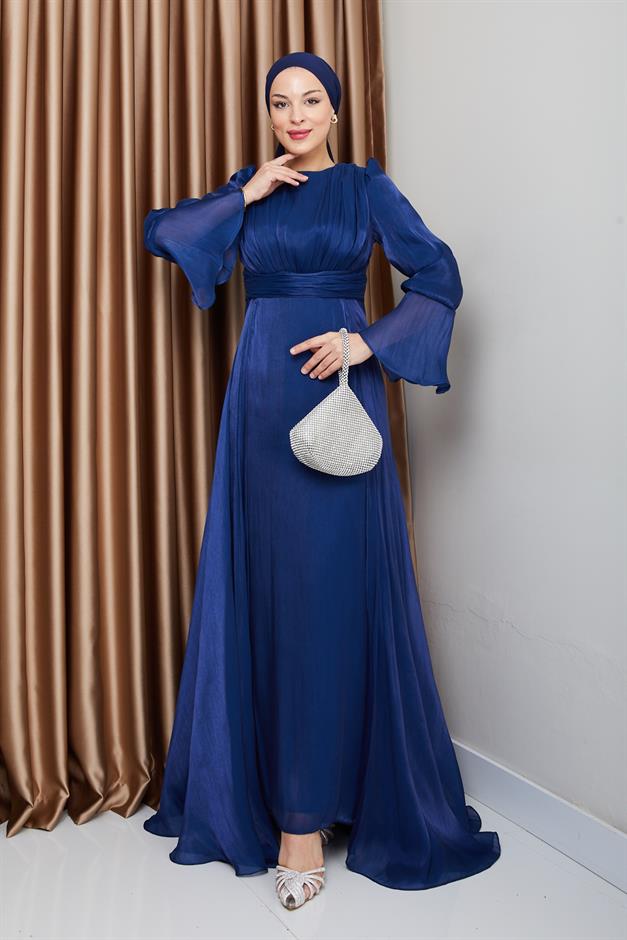 فستان سهرة حرير من يوريو مع تنورة كيب ك. نيلي 1235