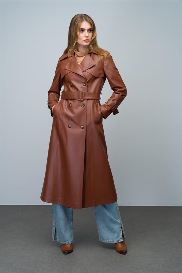 Double-Breasted Leather Trench Coat with Cape and Epaulette Detail CAMEL 6608
