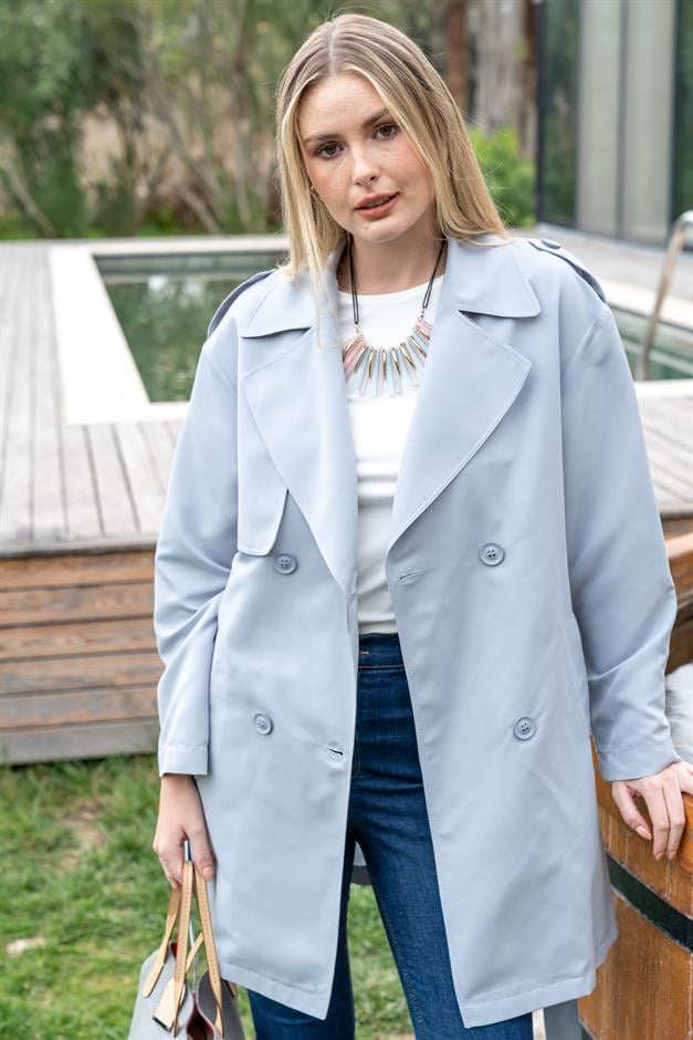 Pelerin ve Apolet Detaylı Su İtici Özellikli Astarsız Trençkot AÇIK MAVİ 6541