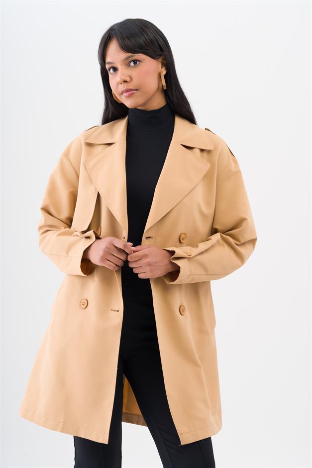 Pelerin ve Apolet Detaylı Su İtici Özellikli Astarsız Trençkot KAMEL 6541