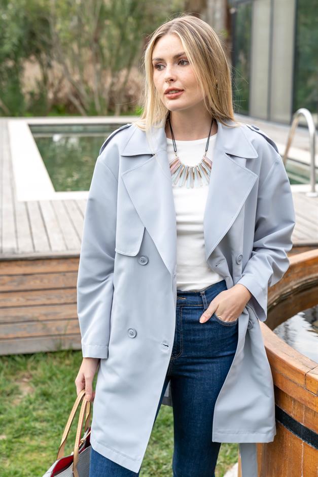 Pelerin ve Apolet Detaylı Su İtici Özellikli Astarsız Trençkot AÇIK MAVİ 6541