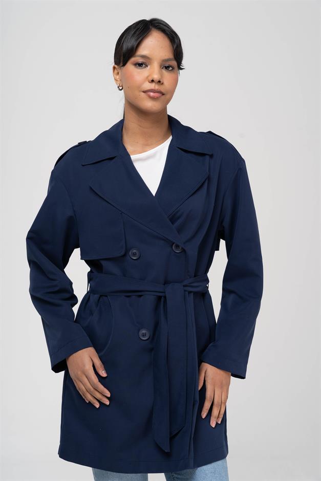 Pelerin ve Apolet Detaylı Su İtici Özellikli Astarsız Trençkot LACİVERT 6541