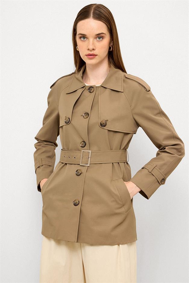 Water-Repellent Short Trench Coat with Cape and Epaulette Details VIZON 6765