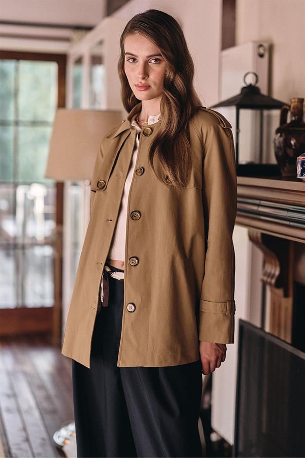 Water-Repellent Short Trench Coat with Cape and Epaulette Details CAMEL 6765