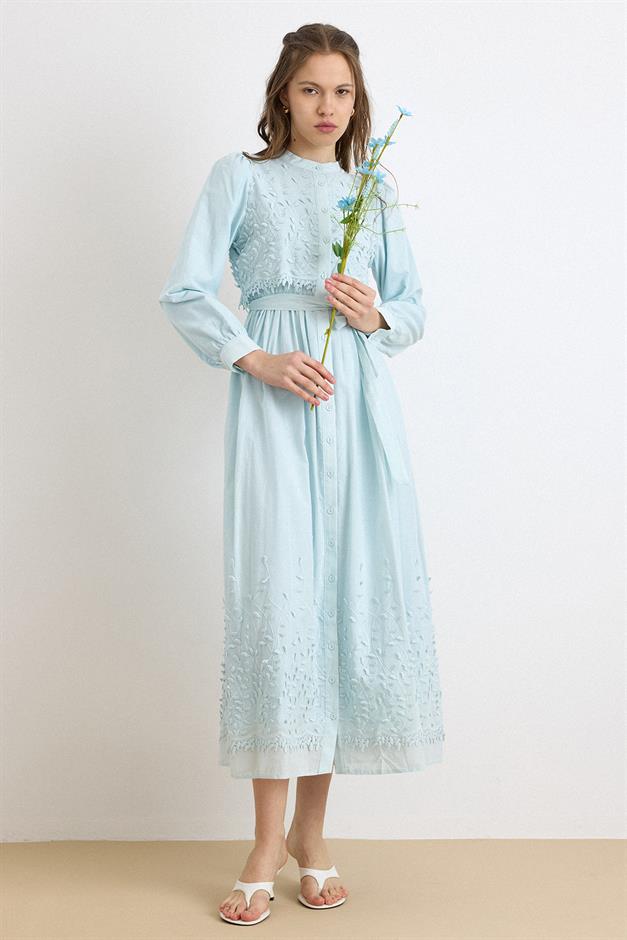 Pelerin ve Eteği Üç Boyutlu Aplikeli Exclusive Elbise AÇIK MAVİ 9432-E