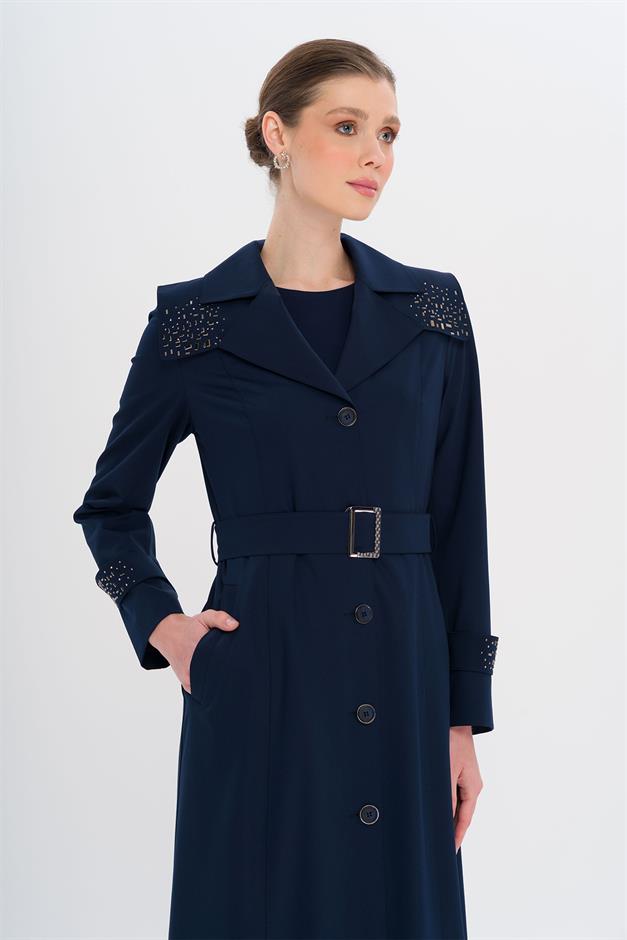 Pelerin ve Kol Ağzı Taş Detaylı Astarlı Pardesü LACİVERT 6746