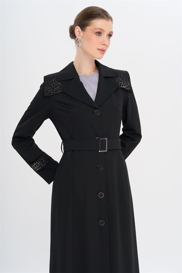 Pelerin ve Kol Ağzı Taş Detaylı Astarlı Pardesü SİYAH 6746