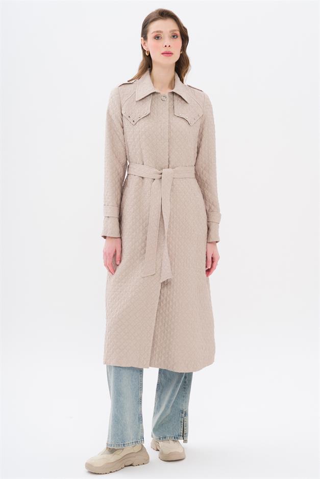 Quilted Patterned Light Trench Coat with Stud Detail on the Cape STONE 6705