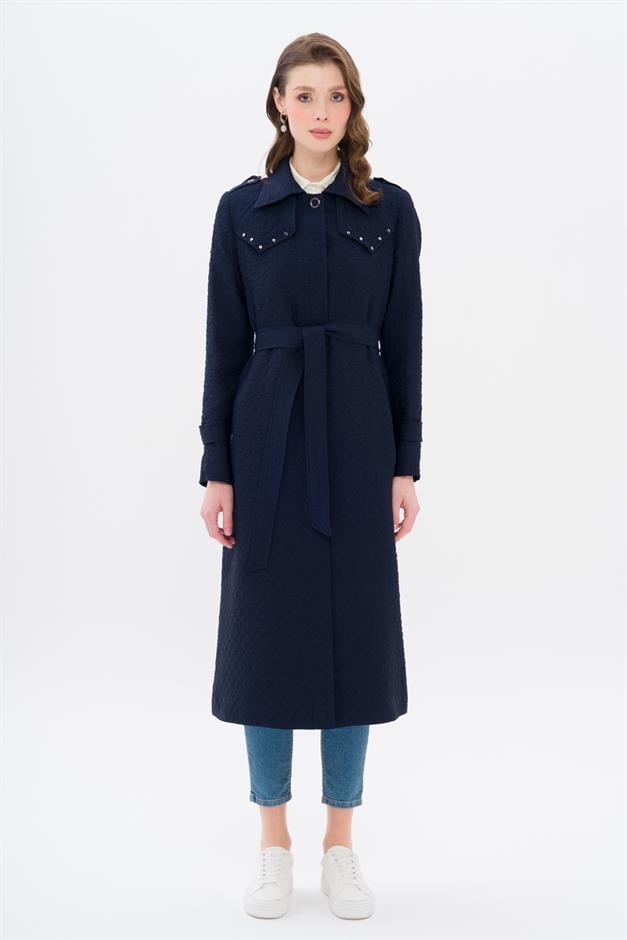 Quilted Patterned Light Trench Coat with Stud Detail on the Cape NAVY 6705