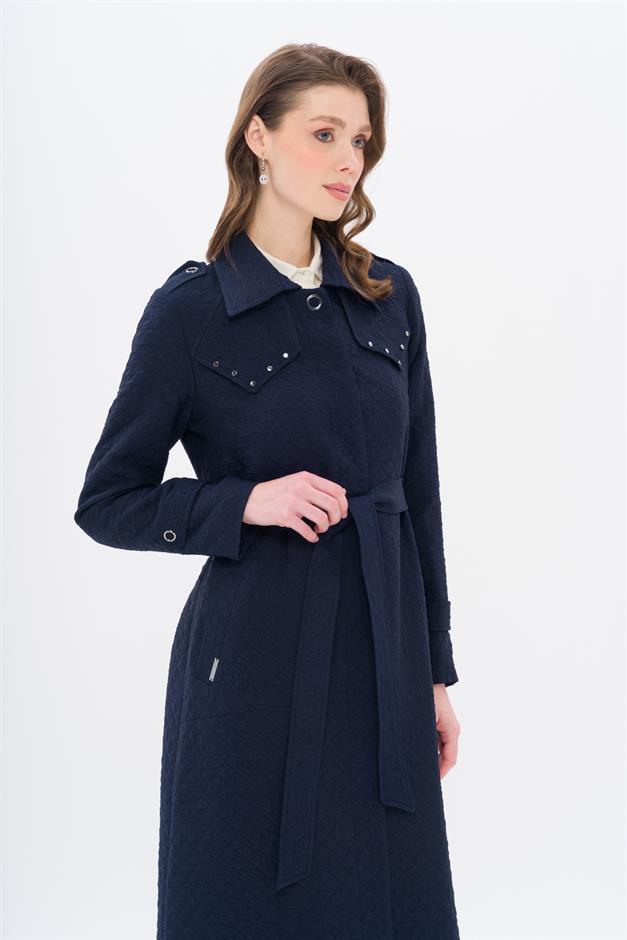 Quilted Patterned Light Trench Coat with Stud Detail on the Cape NAVY 6705