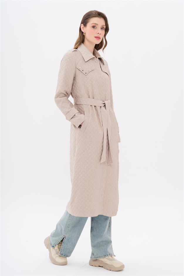 Quilted Patterned Light Trench Coat with Stud Detail on the Cape STONE 6705