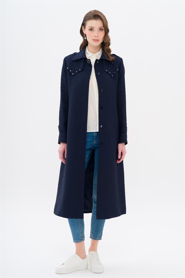 Quilted Patterned Light Trench Coat with Stud Detail on the Cape NAVY 6705