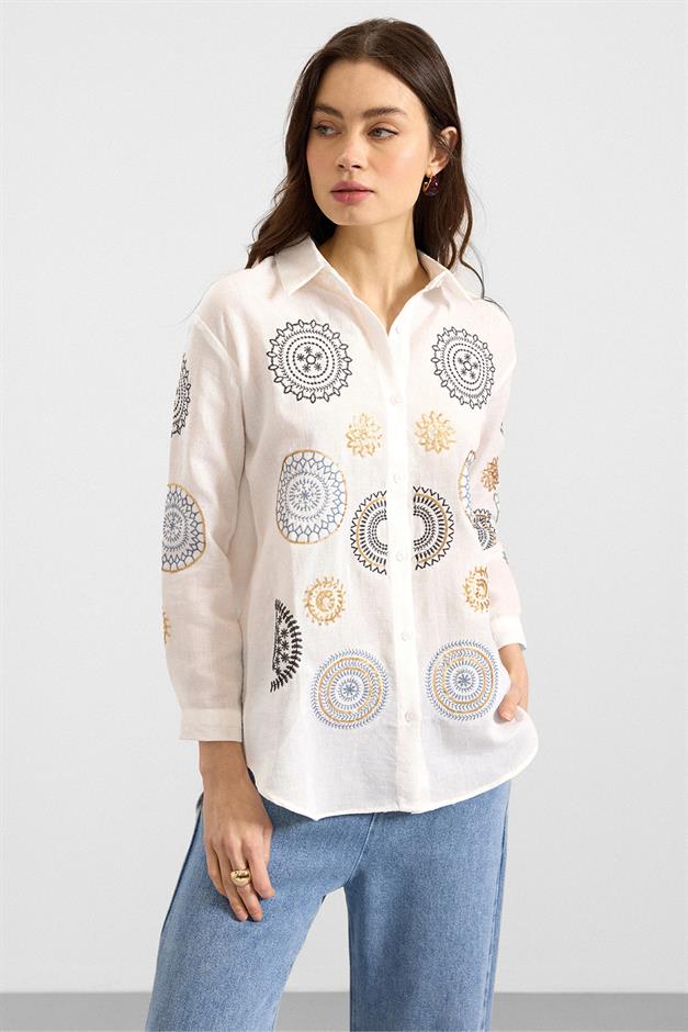 Pul ve Nakış Detaylı Salaş Gömlek BEYAZ 9411