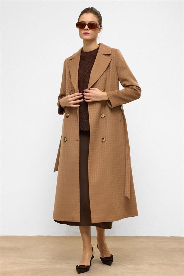 معطف بونتو الطويل ذو الصدر المزدوج والمفصل بإصدار محدود ك. كامل 3055-L