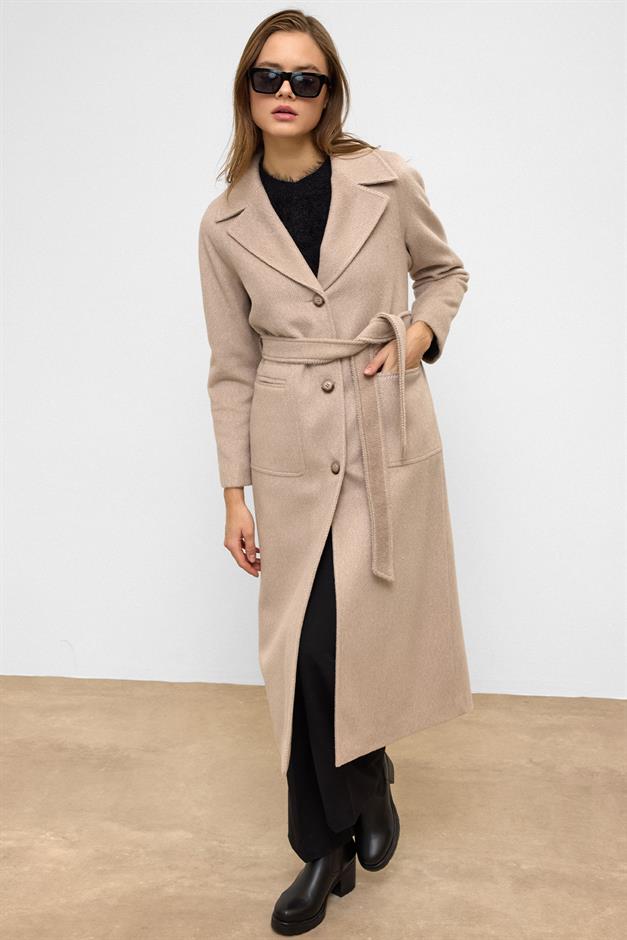 معطف من الموهير بأكمام راجلان وخصر مربوط عمر 3156