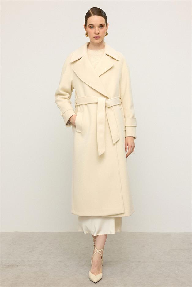 معطف متوسط الطول بأكمام راجلان وإغلاق بزر كبس وحدة التحكم الإلكترونية 3145