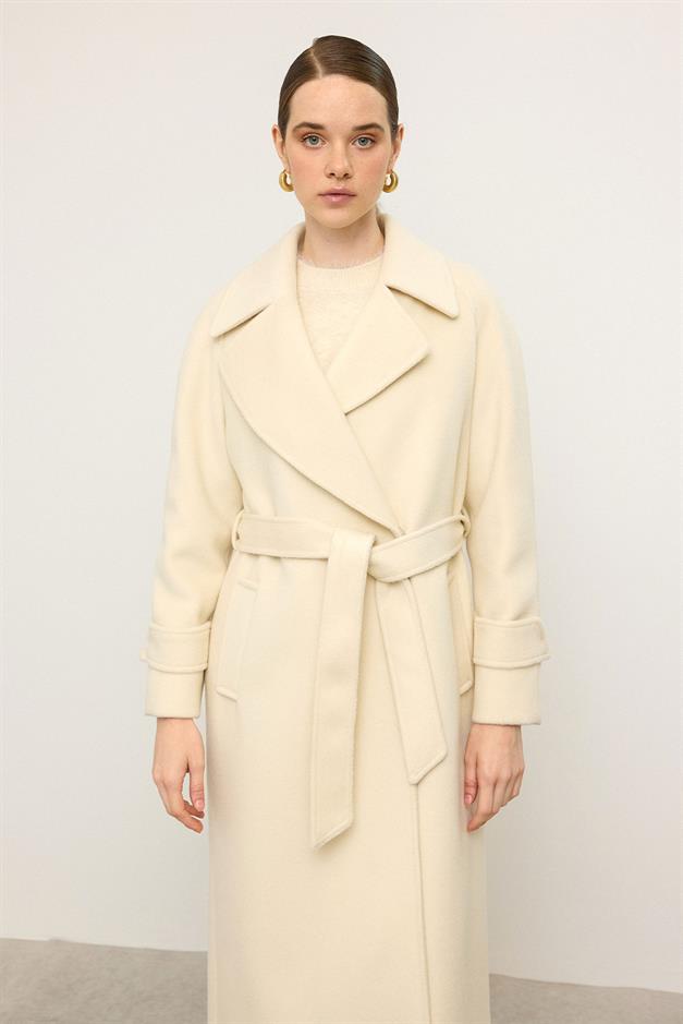 معطف متوسط الطول بأكمام راجلان وإغلاق بزر كبس وحدة التحكم الإلكترونية 3145