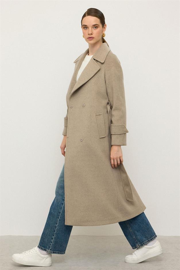 معطف متوسط الطول بأكمام راجلان وإغلاق بزر كبس مزيج الحجارة 3145