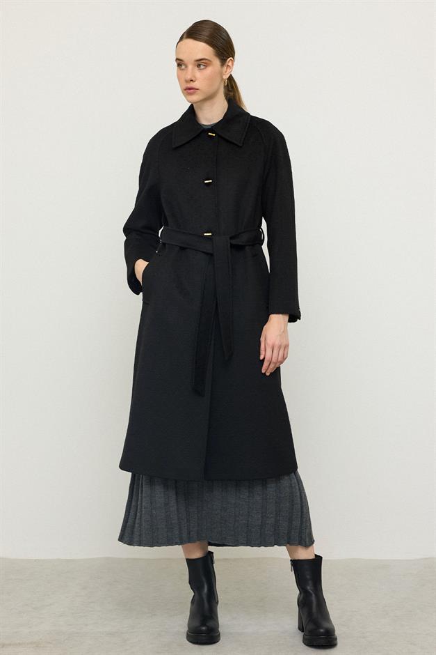 كابينة ريجلان كول جاكار ديزاين المحدودة أسود 3135