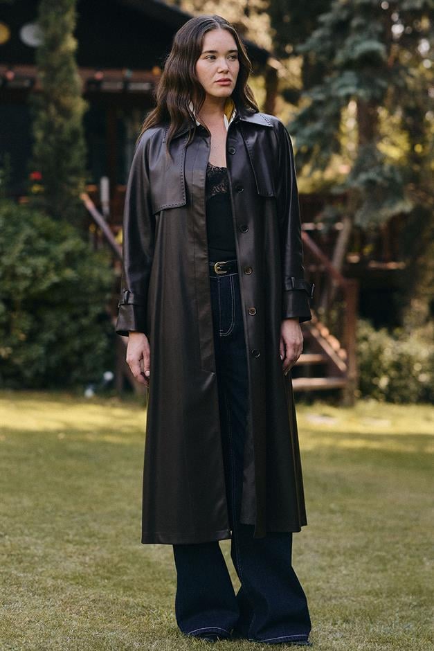 Raglan Sleeve Cape and Point Stitch Detailed Leather Trench Coat BLACK 6754