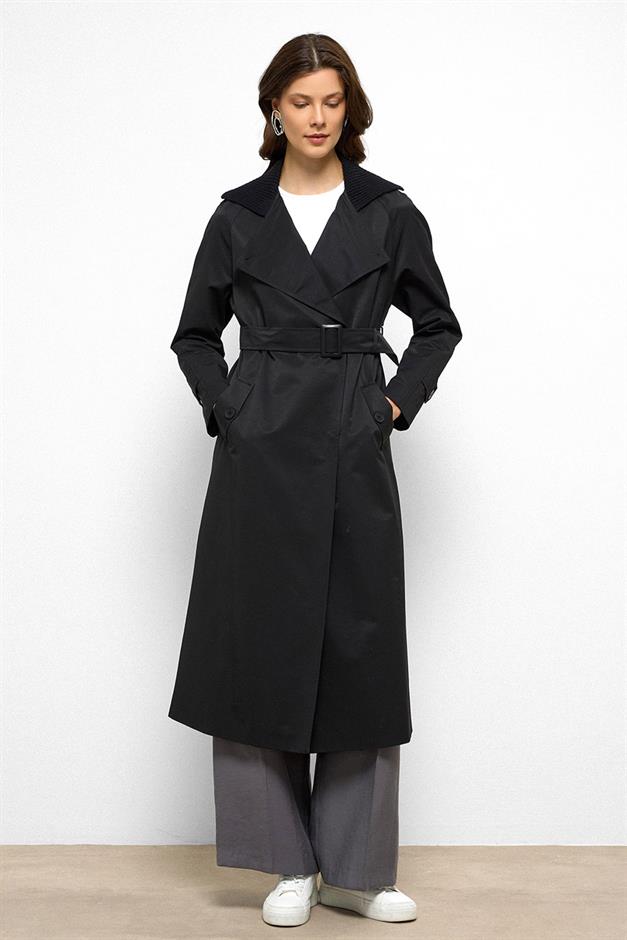 معطف ترنش مقاوم للماء بأكمام راجلان وياقة مضلعة أسود 6758