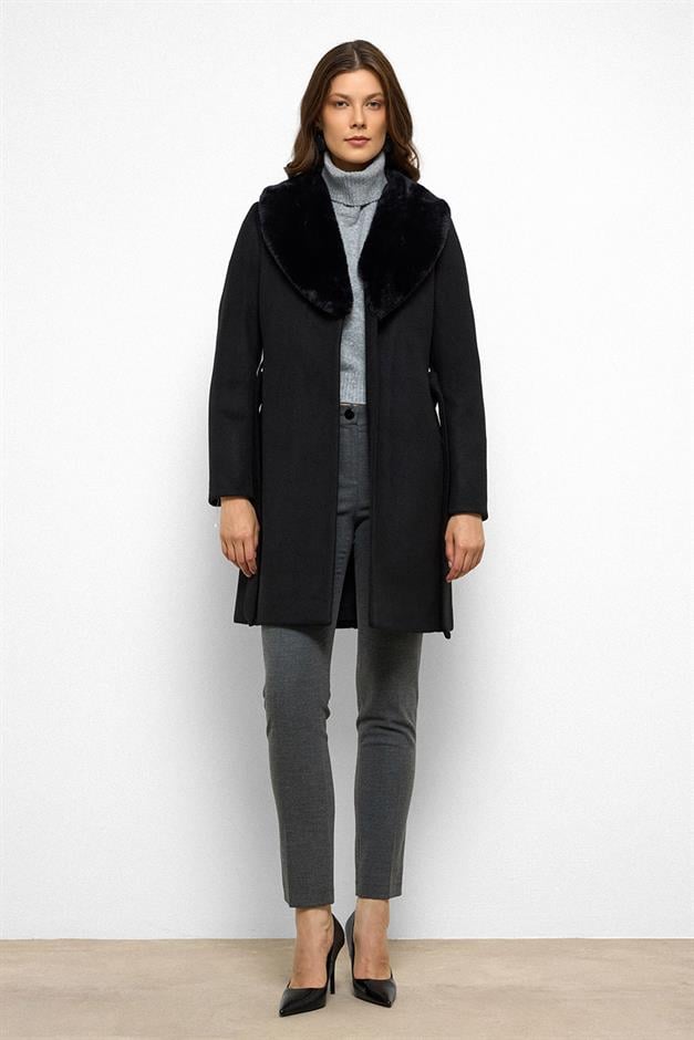معطف فرو بياقة شال ومربوط حول الخصر أسود 3093