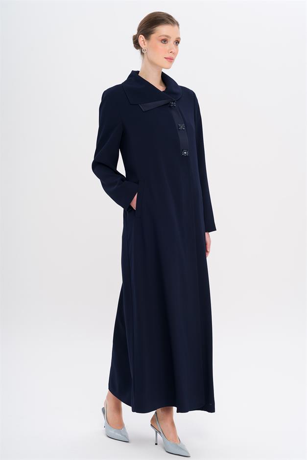 Saten Garnili Düğmeleri Taşlı Astarlı Büyük Beden Pardesü LACİVERT 6719