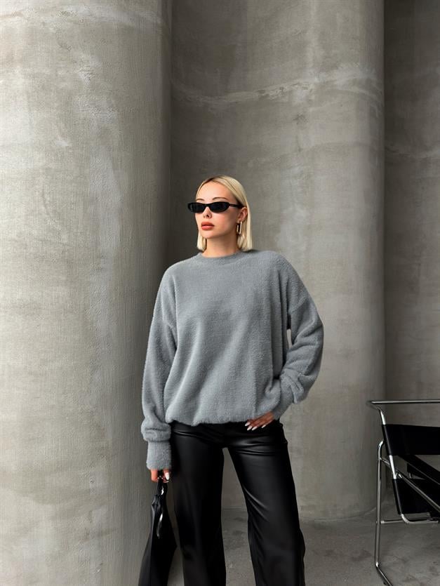 Crew Neck Angora Look Soft Loose Sweater GREY 8237