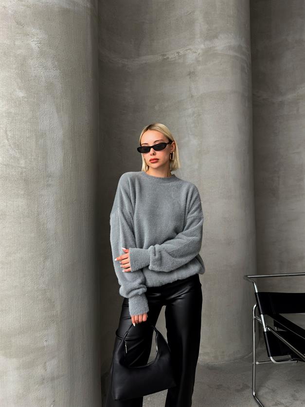 Crew Neck Angora Look Soft Loose Sweater GREY 8237