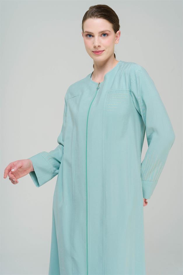 تنورة مجمعة مطرزة بتفاصيل ورقبة دائرية وغطاء رأس غير مبطن مثل 6589