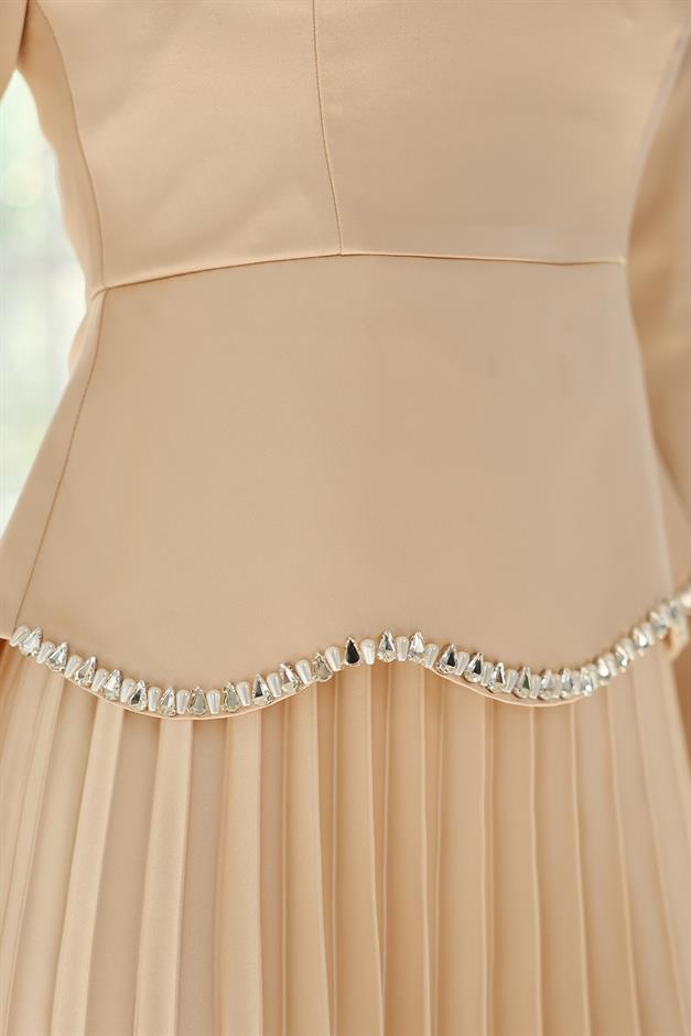 Taş ve İnci Detaylı Piliseli Saten Tesettür Abiye Elbise BEJ 1682