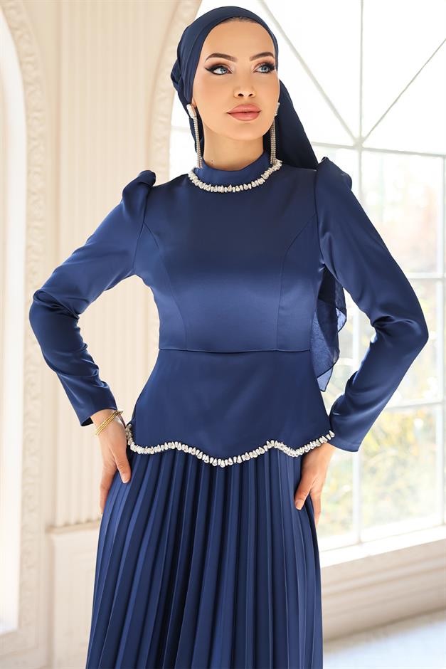 Taş ve İnci Detaylı Piliseli Saten Tesettür Abiye Elbise LACİVERT 1682