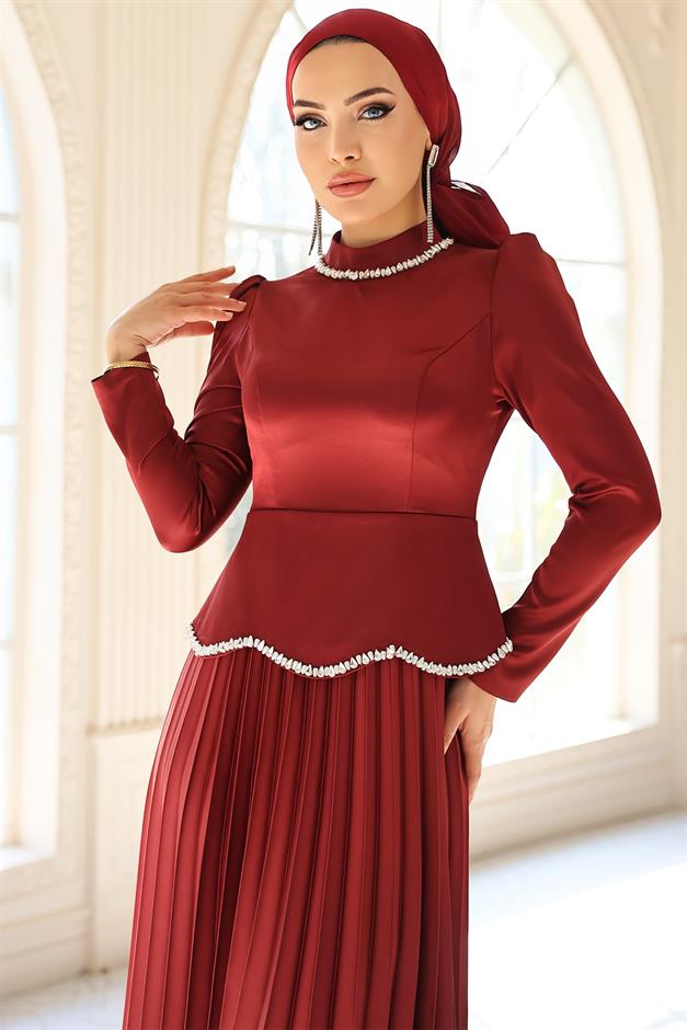 Taş ve İnci Detaylı Piliseli Saten Tesettür Abiye Elbise BORDO 1682