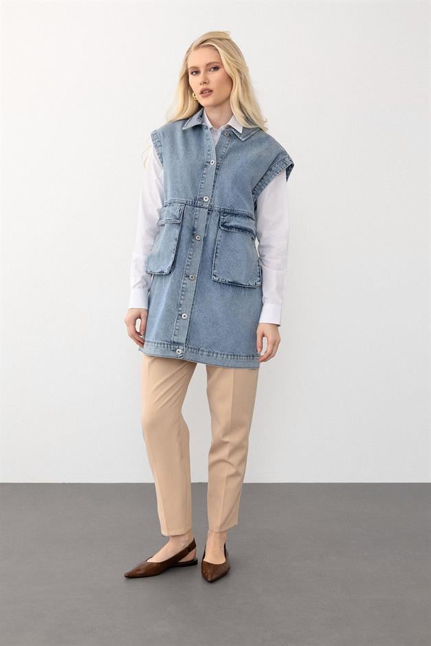 Oversized Denim Vest with Pocket and Button Closure BLUE 8252