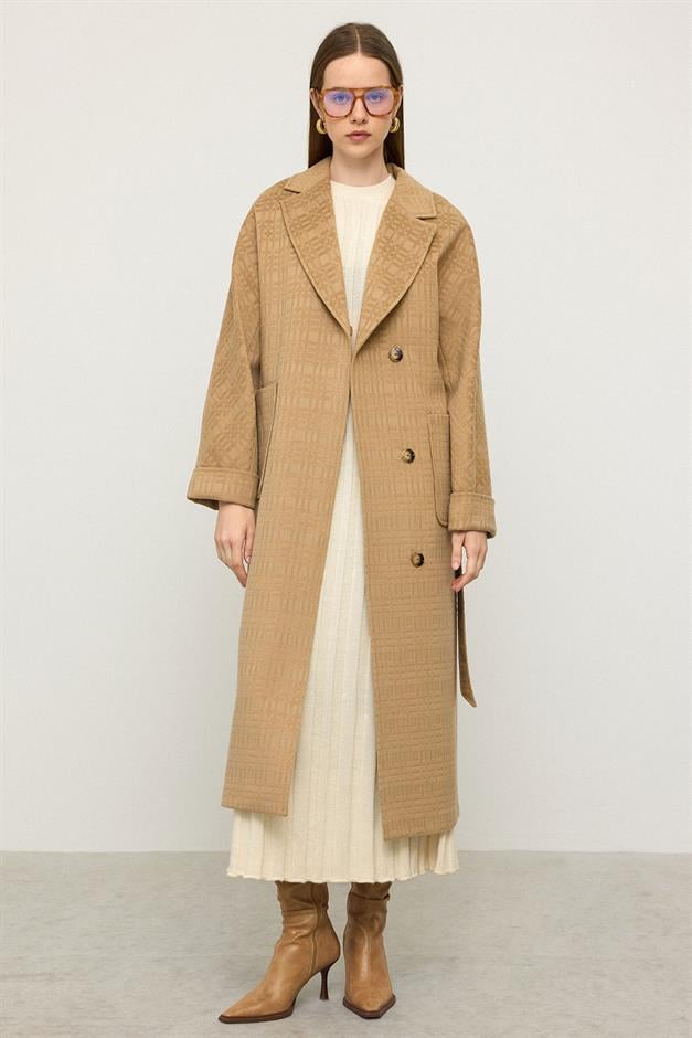 معطف كبير الحجم بتصميم ذاتي وطبعة محدودة مع جيب كامل 3140