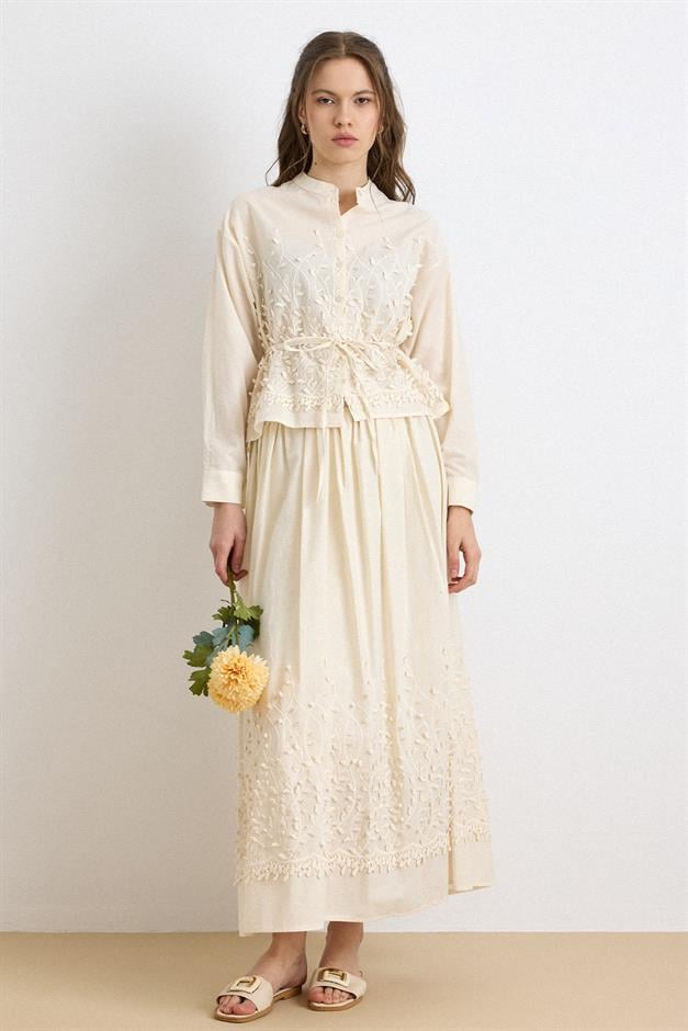 Üç Boyutlu Aplikeli Exclusive Gömlek Etek Takım BEJ 9438-TK