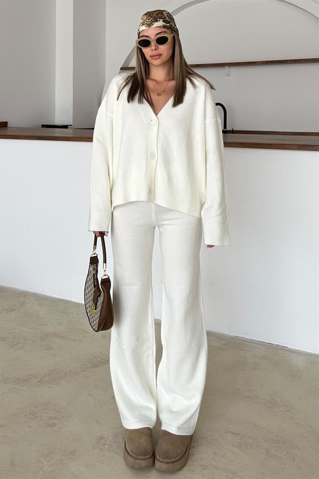 طقم كارديجان وبنطلون محبوك بفتحة رقبة على شكل حرف V وحدة التحكم الإلكترونية 9368-TK