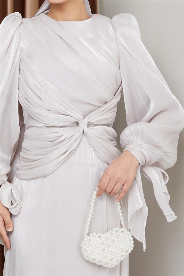 فستان سهرة حرير من يوريو للحجاب مع كشكشة وربطة عنق على شكل فتحة للذراع حجر 1224