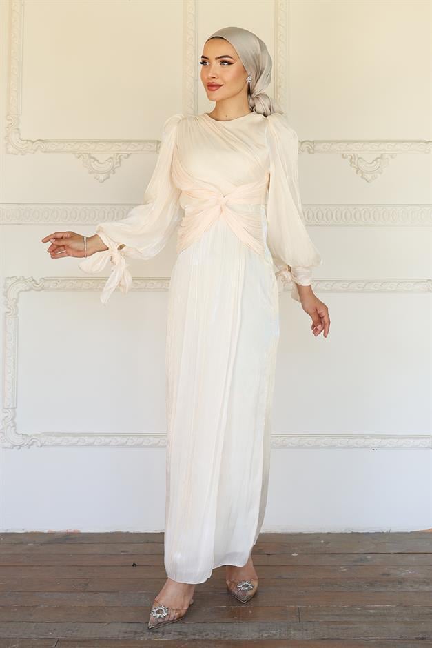 فستان سهرة حرير من يوريو للحجاب مع كشكشة وربطة عنق على شكل فتحة للذراع العاج 1224