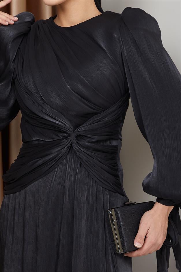 فستان سهرة حرير من يوريو للحجاب مع كشكشة وربطة عنق على شكل فتحة للذراع أسود 1224