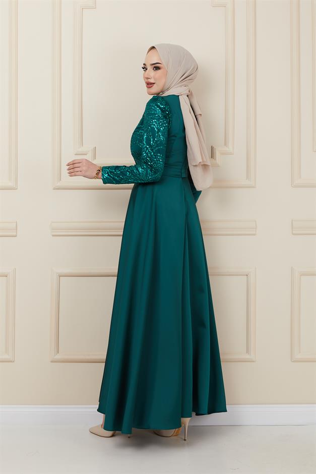 فستان سهرة ساتان مع تفاصيل الكشكشة والترتر أخضر 1626