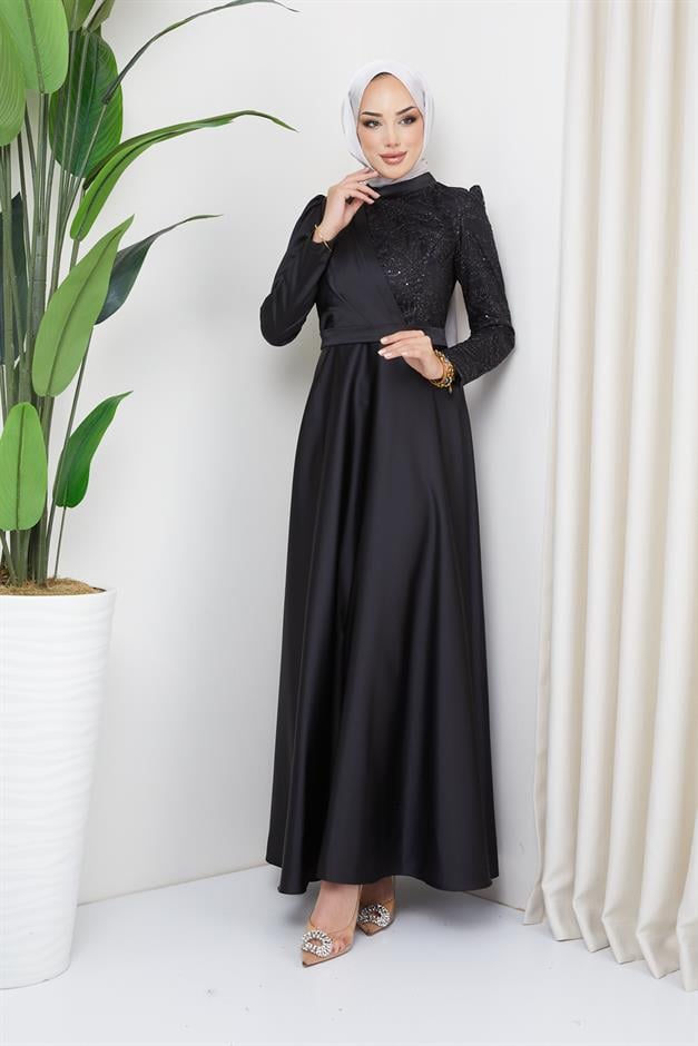فستان سهرة ساتان مع تفاصيل الكشكشة والترتر أسود 1626