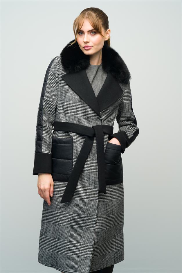 Plaid Cashmere Coat with Detachable Fur and Quilted Garnish BLACK 3993-TK