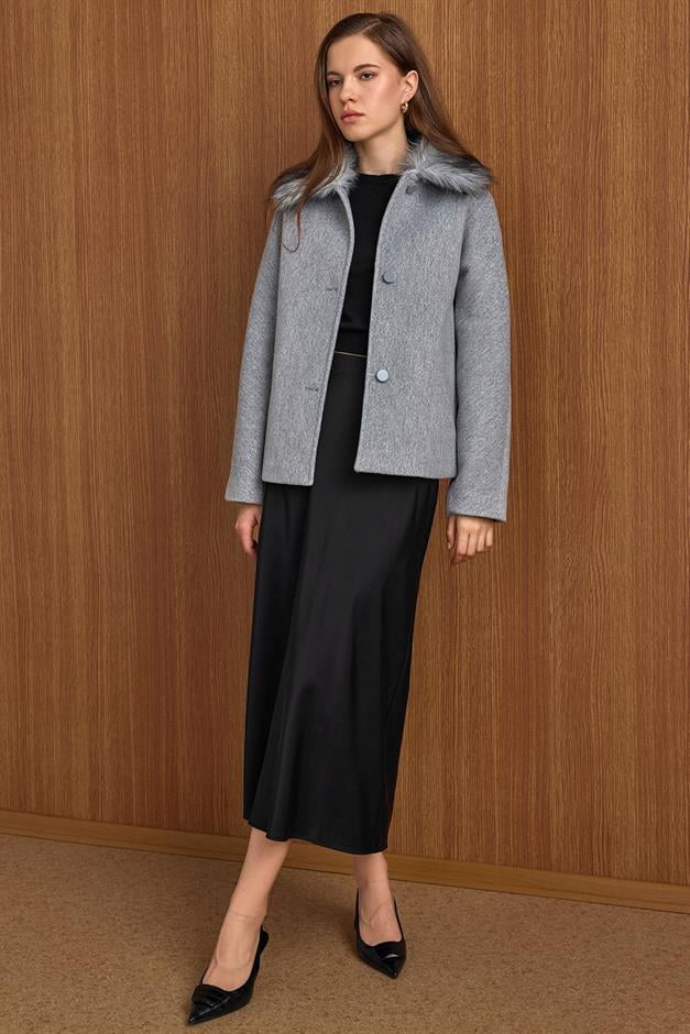 Yakası Çıkabilen Kürklü Kısa Kaban AÇIK GRİ 3158