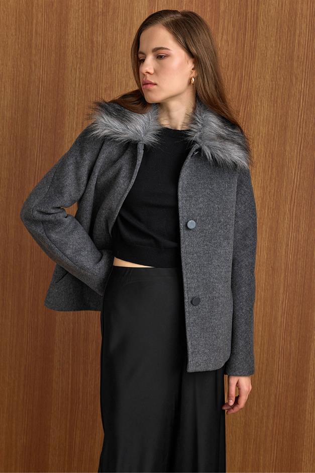 Yakası Çıkabilen Kürklü Kısa Kaban KOYU GRİ 3158